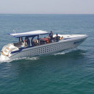 شناور ۱۲ متری تفریحی
